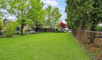 4 Atlantic St, Newport, RI 02840