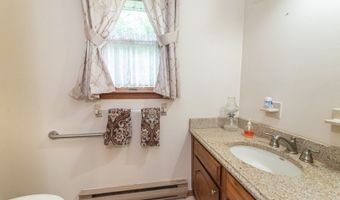 31 Mulford Rd, Andover, NJ 07848