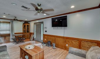 5925 Scotland Rd, Bentonia, MS 39040