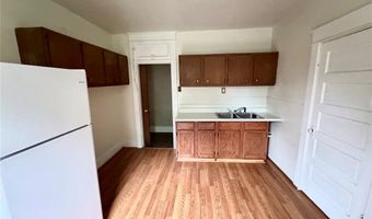 1312 Alby St A, Alton, IL 62002