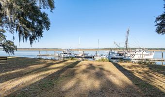 102 Battery Ln 102, Beaufort, SC 29902