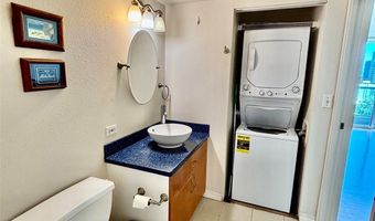 1448 Young St 1007, Honolulu, HI 96814