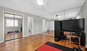 7 Gregg Ln, Bayonne, NJ 07002