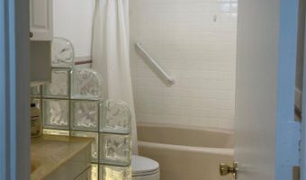 2415 Ala Wai Blvd 1208, Honolulu, HI 96815