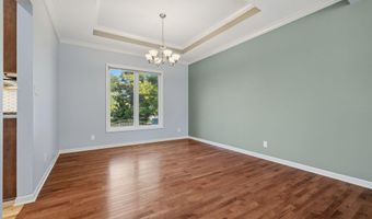 4002 Edgewater Dr, Ames, IA 50010