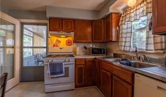 3007 E Waterloo Rd, Akron, OH 44312