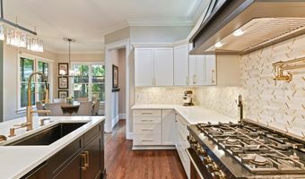 1716 Bay St, Charlotte, NC 28204