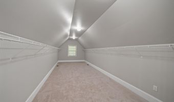 2086 Autumn Hill Dr, Ann Arbor, MI 48103