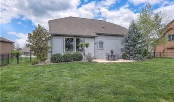 823 155th Cir, Basehor, KS 66007