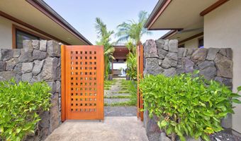 78-7032 MOLOLANI St, Kailua Kona, HI 96740