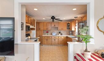 226 Becker Ave, East Providence, RI 02915