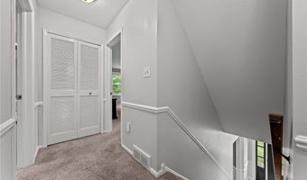 390 Willard Rd, Aurora, OH 44202