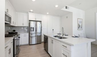 6042 Colt Pl 303, Carlsbad, CA 92009