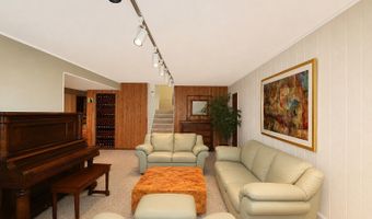 917 W Army Trail Blvd, Addison, IL 60101