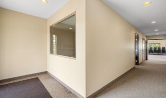 3700 11th Pl NE, Austin, MN 55912