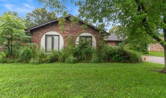 621 Pioneer Dr, Indianapolis, IN 46217