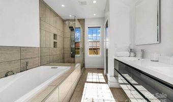 215 E Oakview Rd, Asheville, NC 28806