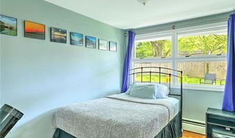 92 Chatworth Ave, Warwick, RI 02886