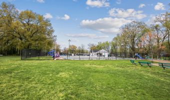 8509 CYRUS Pl, Alexandria, VA 22308