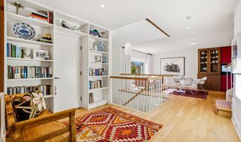 5619 OAKMONT Ave, Bethesda, MD 20817