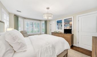 27 Beryl St, Boston, MA 02131