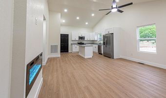 135 Short St, Athens, TN 37303