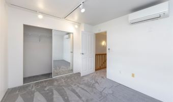 1317 Moanalualani Way 13C, Honolulu, HI 96819