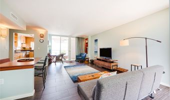 2979 Kalakaua Ave 205, Honolulu, HI 96815
