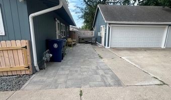 1611 Douglas Ave, Ames, IA 50010