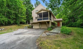 9 Pavillion Rd, Amherst, NH 03031