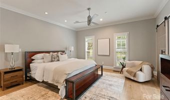 4208 Black Sycamore Dr, Charlotte, NC 28226