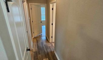 1151 Meadows Dr, Benton, AR 72019