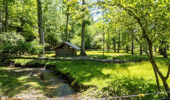1064 Pinedale Ln, Andrews, NC 28901