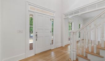 8965 Laurel Way, Alpharetta, GA 30022