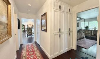 1005 N Shore Dr, Carlsbad, NM 88220