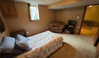 955 S 3rd Ave, Albert Lea, MN 56007