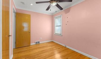 9299 Becker Ave, Allen Park, MI 48101