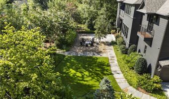 320 Shady Grove Ln, Alpharetta, GA 30009