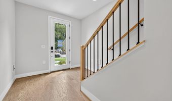 7027 RENITA Ln, Bethesda, MD 20817