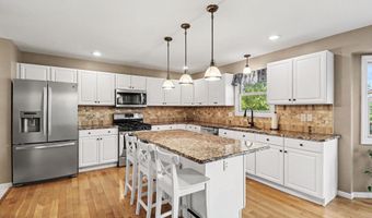 1044 Bicentennial Pkwy, Ann Arbor, MI 48108