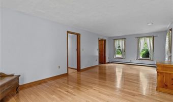 394 Maureen Cir, Burrillville, RI 02839