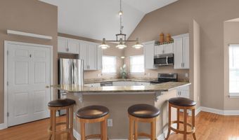 3040 Clifford Ave, Ashville, OH 43103