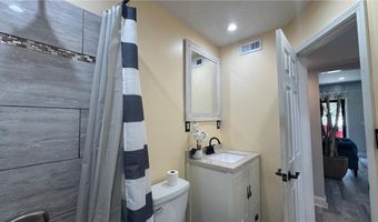 607 13th Ave SW, Austin, MN 55912