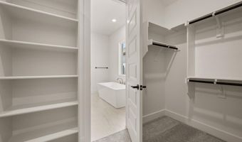 201 Kingfisher Ct, Aledo, TX 76008