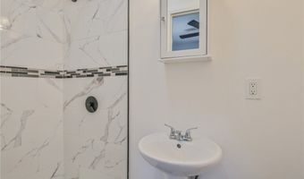 8511 Maie, Los Angeles, CA 90001