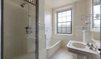 2700 PHILADELPHIA Pike, Claymont, DE 19703