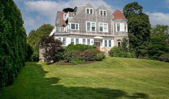 1 Seaview Ave 4, Newport, RI 02840