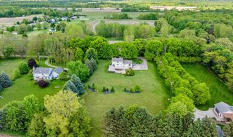 5576 Kidder Rd, Almont, MI 48003