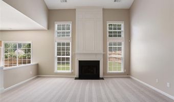 13638 Weycroft Cir, Alpharetta, GA 30004