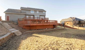 923 S 10th St, Adel, IA 50003